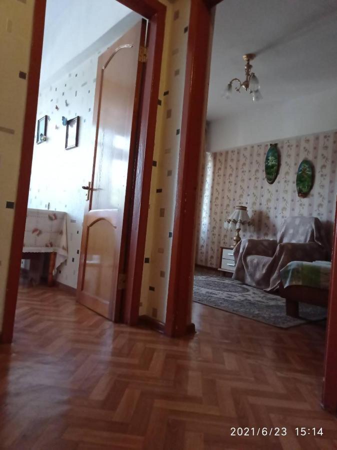X.Ata 3 Apartman Almati Kültér fotó